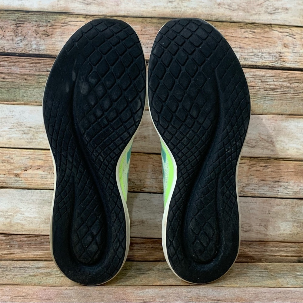 Adidas Fluidflow 2 Athletic Shoes - Picture 7 of 9